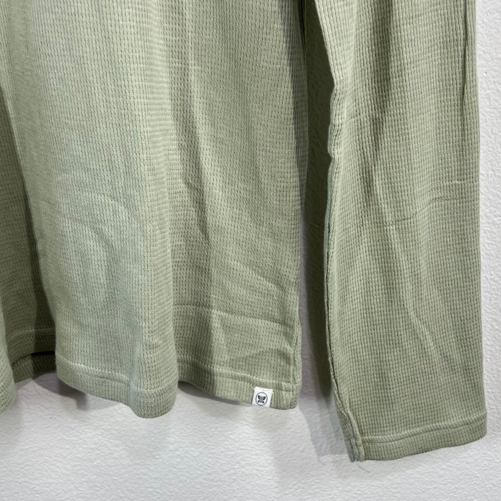 Honest Baby Clothing Men's M Sage Green Waffle Knit Henley Shirt Organic Cotton — image 3 of 8